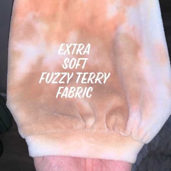 White/peach & Brown Tie Dye V-Neck Crop Top - Picture 9 of 13